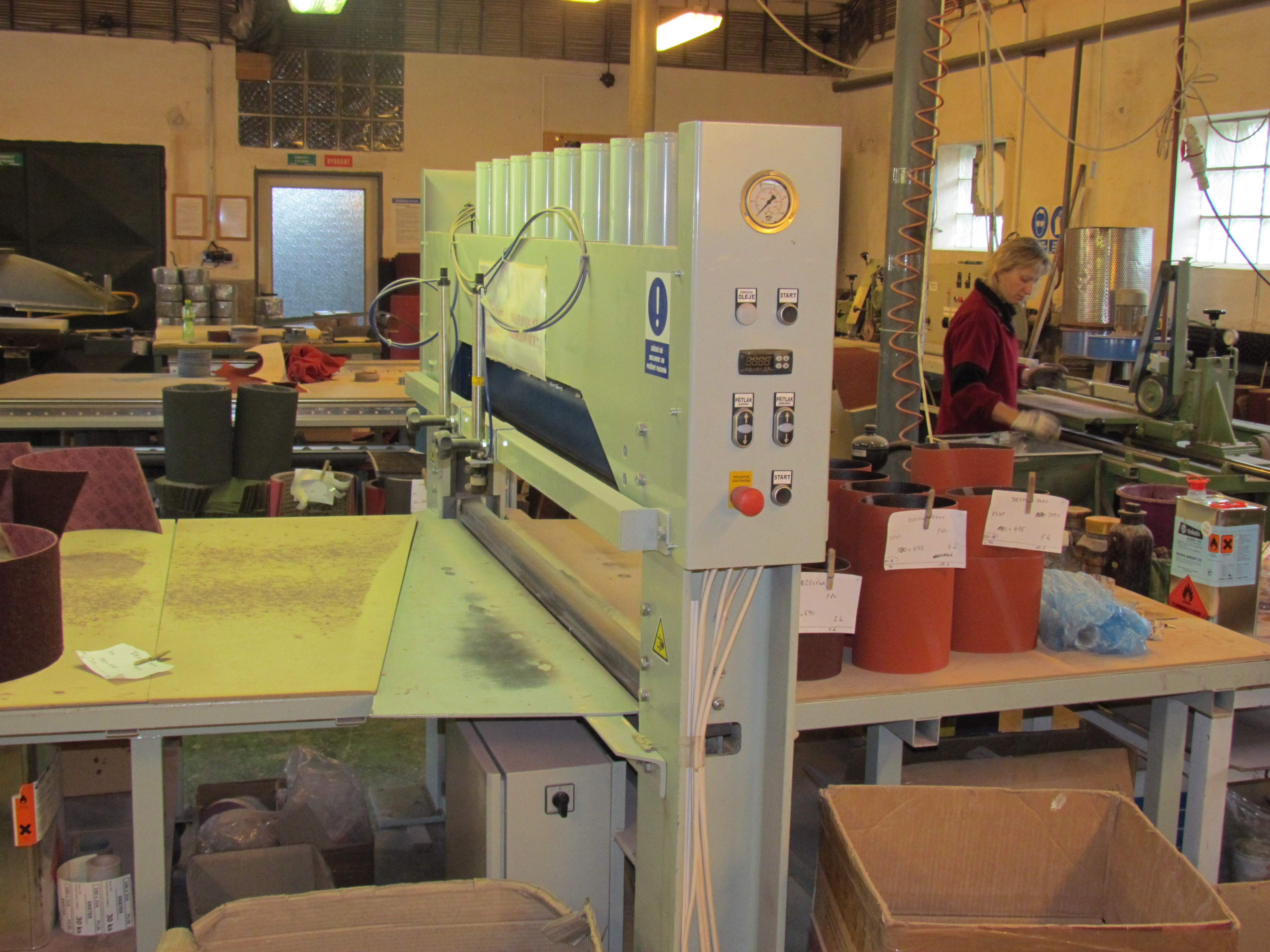 Efesys-hystorie-vyroby